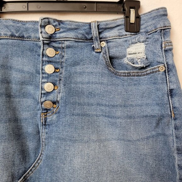 Maurices Womens Button-Up Denim Skirt Distressed Look Size 16 Light Blue - Picture 2 of 9